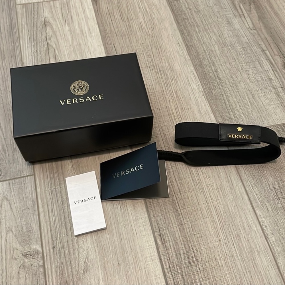 NWOT Versace